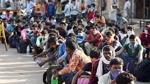 इंदौर समेत पूरे मध्य प्रदेश में कोरोना प्रतिबंधों में ढील, नाईट कर्फ्यू अब रात 11 बजे से सुबह 5 बजे तक रहेगा