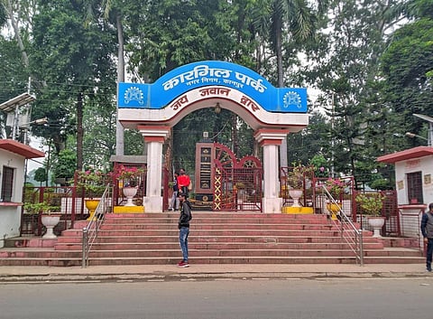 कानपुर के कारगिल पार्क में दिखेंगे पुराने टायर से बने हुए शेर, हाथी और घोड़े