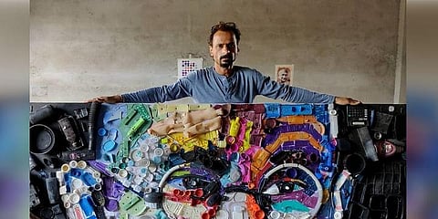 इंदौर के सुनील व्यास स्क्रैप और बेकार सामग्री से बनाते है खूबसूरत कलाकृतियां