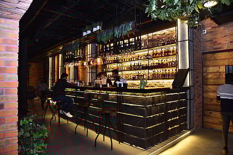 Donning a brand new vibe, Eos Bar & Bistro is now open & serving in Lucknow!