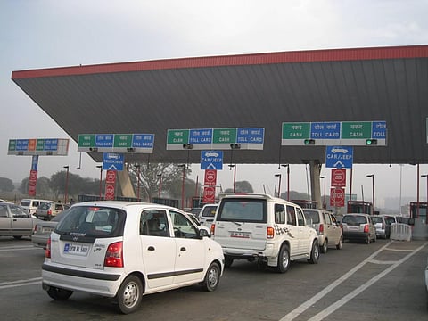 Toll tax - 1 अप्रैल से लखनऊ, कानपुर समेत अन्य रूटों पर 5 से 10 प्रतिशत महंगा होगा टोल टैक्स