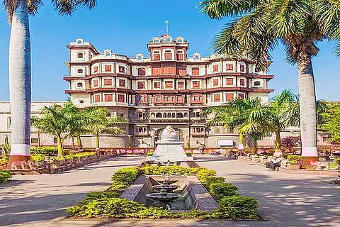 Over 100 shops find a place in the newly constructed Heritage Complex in Indore