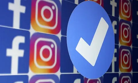 Facebook, Instagram, Verification badge