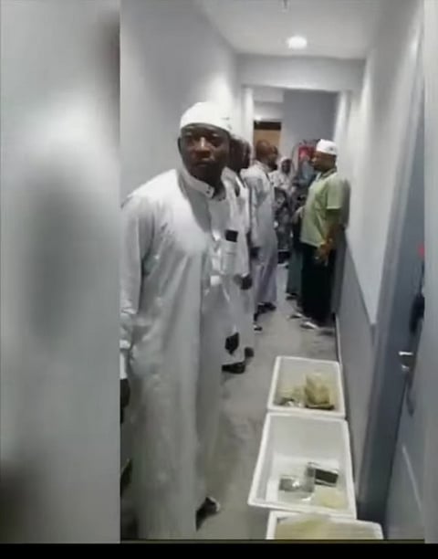 Osun Hajj Pilgrims Protest Over Poor Food Quality Served To Them