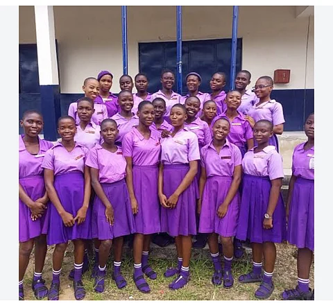 Photo of school girls used to complement the story