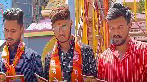 MNS Workers reading Hanuman Chalisa during Azaan
