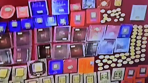 सोनं, नाणं अन् बरच काही... सत्येंद्र जैन यांच्या नीकटवर्तीयाकडे सापडलं कोट्यवधींचं घबाड