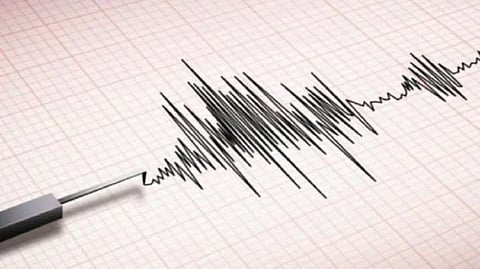 Mild tremors in Akola