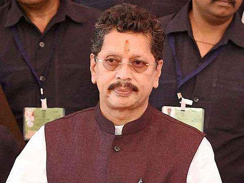 Deepak Kesarkar | Aditya Thackeray