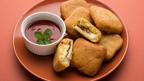 Paneer Pakoda Recipe: मसालेदार पनीर पकोडे 10 मिनिटांत बनतील, 'ही' आहे रेसिपी