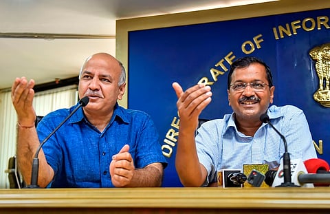 "माफी मागणाऱ्या सावरकरांच्या नाही, आम्ही भगतसिंगांच्या औलादी, फाशीलाही घाबरत नाही"