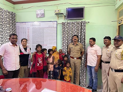 पोटाची खळगी भरण्यासाठी जन्मदात्या आईनेच अडीच वर्ष मुलाला विकले