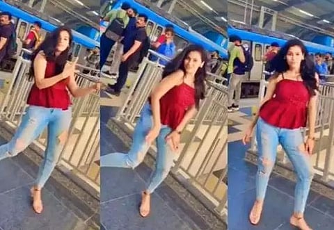 मेट्रोत मुलीने केला डान्स; Video Viral