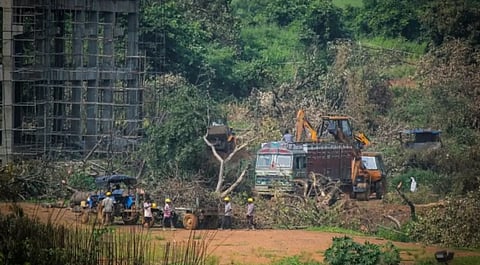 आरे मेट्रो कारशेडचा वाद सुप्रीम कोर्टात, लवकरच सुनावणीची शक्यता