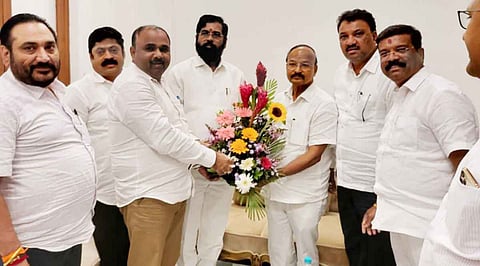 Maharashtra Political Crisis: शिवसेनेला पुन्हा खूप मोठं खिंडार, गोपाळ लांडगे शिंदे गटात सामील