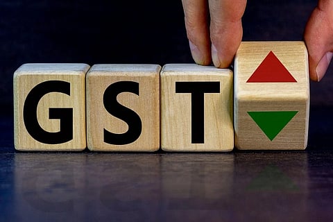 GST : तुमचा खिसा आणखी रिकामा होणार, सोमवारपासून 'या' वस्तू होणार महाग