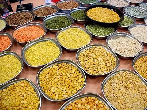 ऐन श्रावणात डाळींपाठोपाठ कडधान्यांच्या किमतीत वाढ
