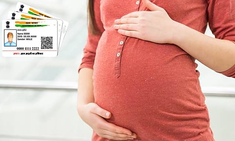 आधारकार्ड नसल्याने गर्भवती महिलेला दाखवला बाहेरचा रस्ता; ग्रामीण रुग्णालयातील प्रकार