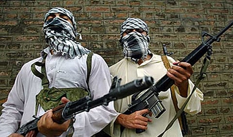 जम्मू-काश्मीरमध्ये काश्मिरी पंडितांवर हल्ले सुरुच; दहशतवाद्यांच्या गोळीबारात एकाचा मृत्यू