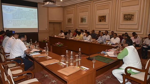 जैवविविधता विषयावर कायमस्वरुपी प्रशिक्षण केंद्र चंद्रपूर येथे सुरु करण्यात येणार- वन मंत्री सुधीर मुनगंटीवार