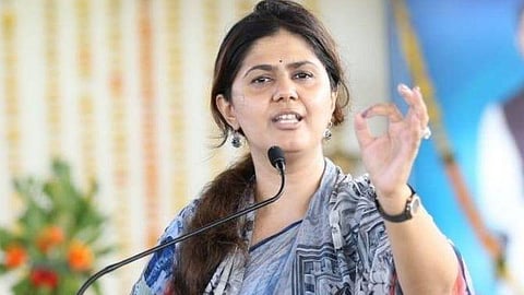 भगवानगडाचा दसरा मेळावा वादाच्या भोवऱ्यात; गडाच्या पायथ्याशी असणाऱ्या ग्रामपंचायतीचा मेळावा घेण्यास विरोध