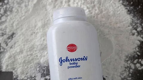 ‘जॉन्सन बेबी पावडर’चा परवाना कायमचा रद्द