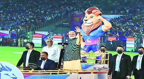 पंतप्रधान नरेंद्र मोदी यांच्या हस्ते राष्ट्रीय क्रीडा स्पर्धेचे भव्य उद्घाटन