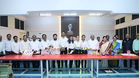 विद्यार्थ्यांनी बनविले दिपावलीसाठी ‘सौरउर्जेवरील मातीचे दिवे, रांगोळी व तोरण’