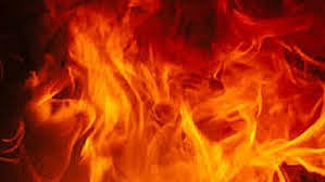 डोंबिवलीत घरात आग लागल्याने चार जण गंभीर जखमी