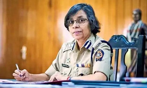 रश्मी शुक्लांना मोठा दिलासा; फोन टॅपिंग प्रकरणात क्लिन चीट?