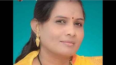 शिवसेनेच्या महिला शहर प्रमुखावर चाकू हल्ला; तीन आरोपी अटकेत