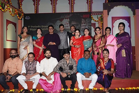 'त्या' वाड्यातील रहस्य आता उलगडणार !
राज ठाकरे यांच्या उपस्थितीत 'अथांग'चा दिमाखदार ट्रेलर लाँच सोहळा संपन्न