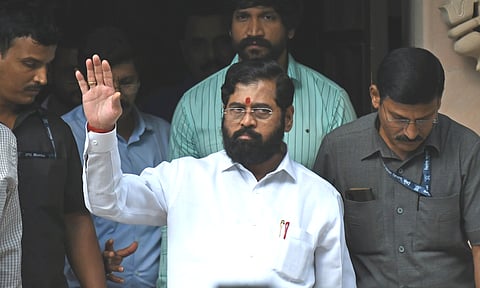 शिंदे गटाचा आणखी एक मंत्री वादात! शिवीगाळ केल्याची पोलिसात तक्रार दाखल