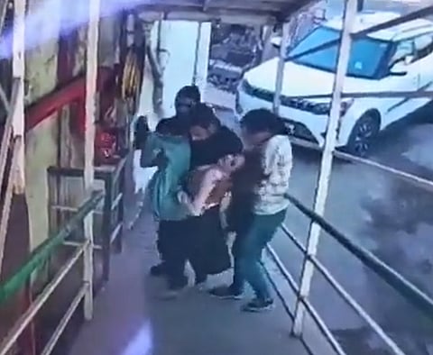 Video :  तुनिषा शर्माच्या आत्महत्येनंतर तिला शिझाननेच नेलेलं रुग्णालयात