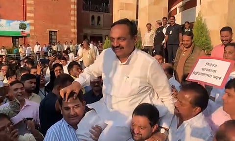 निर्लज्ज 'सरकार' विरोधात लढत राहणार; निलंबनानंतर जयंत पाटलांचा निर्धार