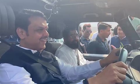 शिंदे-फडणवीस सरकारची स्टेअरिंग फडणवीसांच्याच हाती