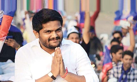 भाजप नेते हार्दिक पटेल विजयी; कॉंग्रेस आमदाराचा पराभव