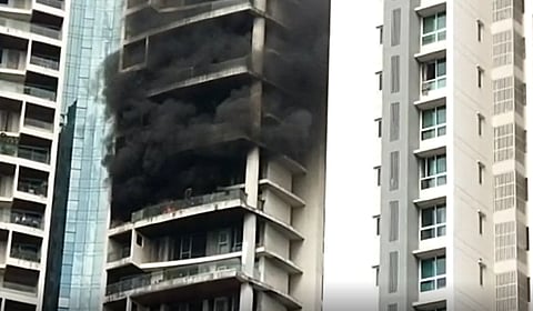 लालबागमधील ‘अविघ्न पार्क’ इमारतीमध्ये पुन्हा  आग