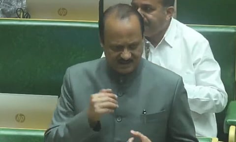 ...तर सभागृहात बेशिस्त वाढेल; पहिल्याच दिवशी अजित पवारांनी फटकारले