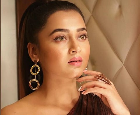 अभिनेत्री तेजस्वी प्रकाशने केले ब्रेकअप, व्हिडिओमध्ये सांगितले कारण...