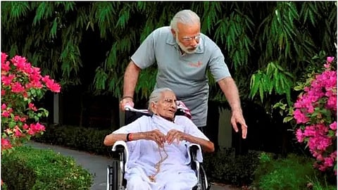 आई हिराबेन मोदींच्या निधनाने भावूक झाले पंतप्रधान मोदी, लिहिले- मी नेहमीच त्रिमूर्ती पाहिली आहे...