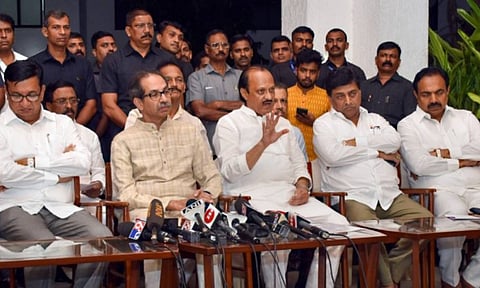 महाविकास आघाडीच्या नेत्यांचा मेंदू गुडघ्यात; मनसेचे टीकास्त्र