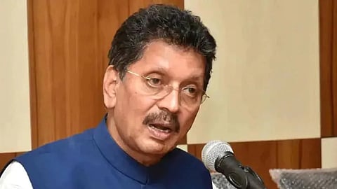 Deepak Kesarkar | Aditya Thackeray