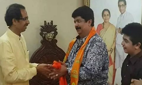 अमृता फडणवीसांच्या ब्लॅकमेल प्रकरणात ट्विस्ट; उद्धव ठाकरे आणि अनिल जयसिंघानीयांचा एकत्र फोटो समोर