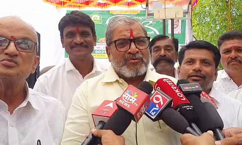 सेंद्रिय शेतीकडे पूर्णतः जाणे हा वेडेपणा ठरेल : राजू शेट्टी