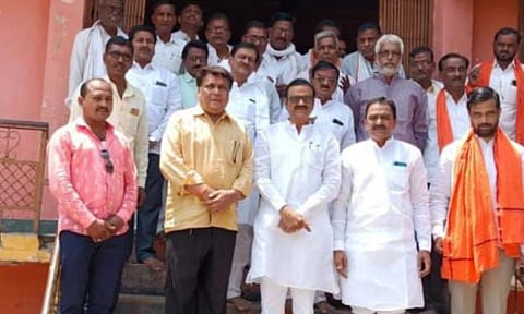 बाजार समितीत सत्तेसाठी विरोधकांचा हातात हात! राष्ट्रवादीला दूर ठेवत भाजपा-काँग्रेस-ठाकरे गट एकत्र