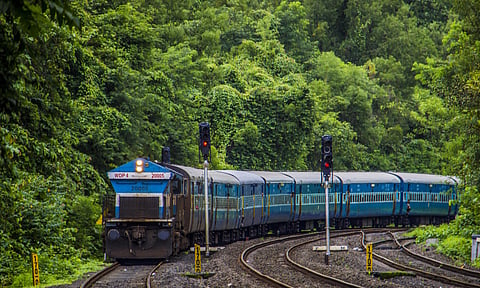 कोकणवासियांसाठी गुडन्यूज! मध्य रेल्वे २६ उन्हाळी विशेष गाड्या चालवणार