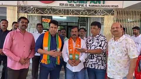 suresh padvi enters bjp