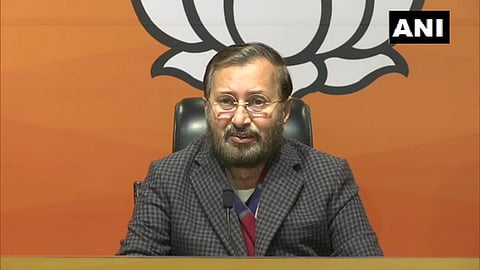 दिल्ली हिंसाचार : भाजपाने फोडले काँग्रेसवर खापर, शेतकरी नेते आंदोलनावर ठाम