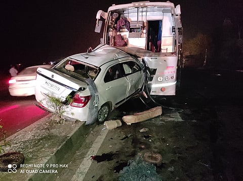 अहमदनगर-औरंगाबाद महामार्गावर अपघात; ५ जणांचा जागीच मृत्यू